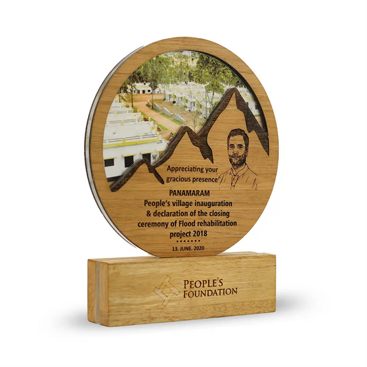 Customized Wooden Guest Memento with Custom Engraving