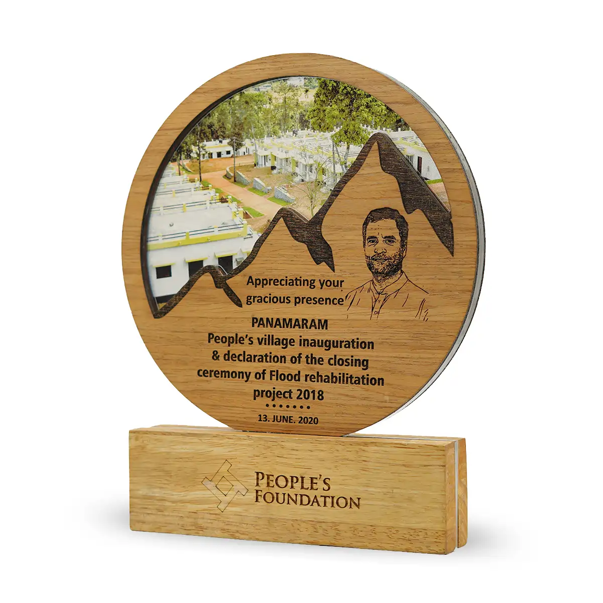 Customized Wooden Guest Memento with Custom Engraving