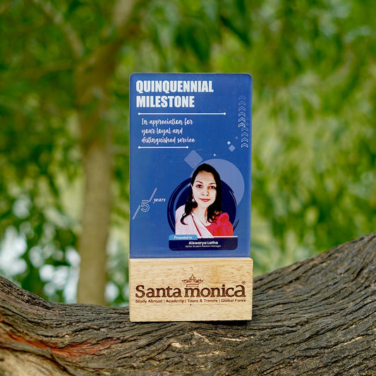 Customized Memento Gift for Employees