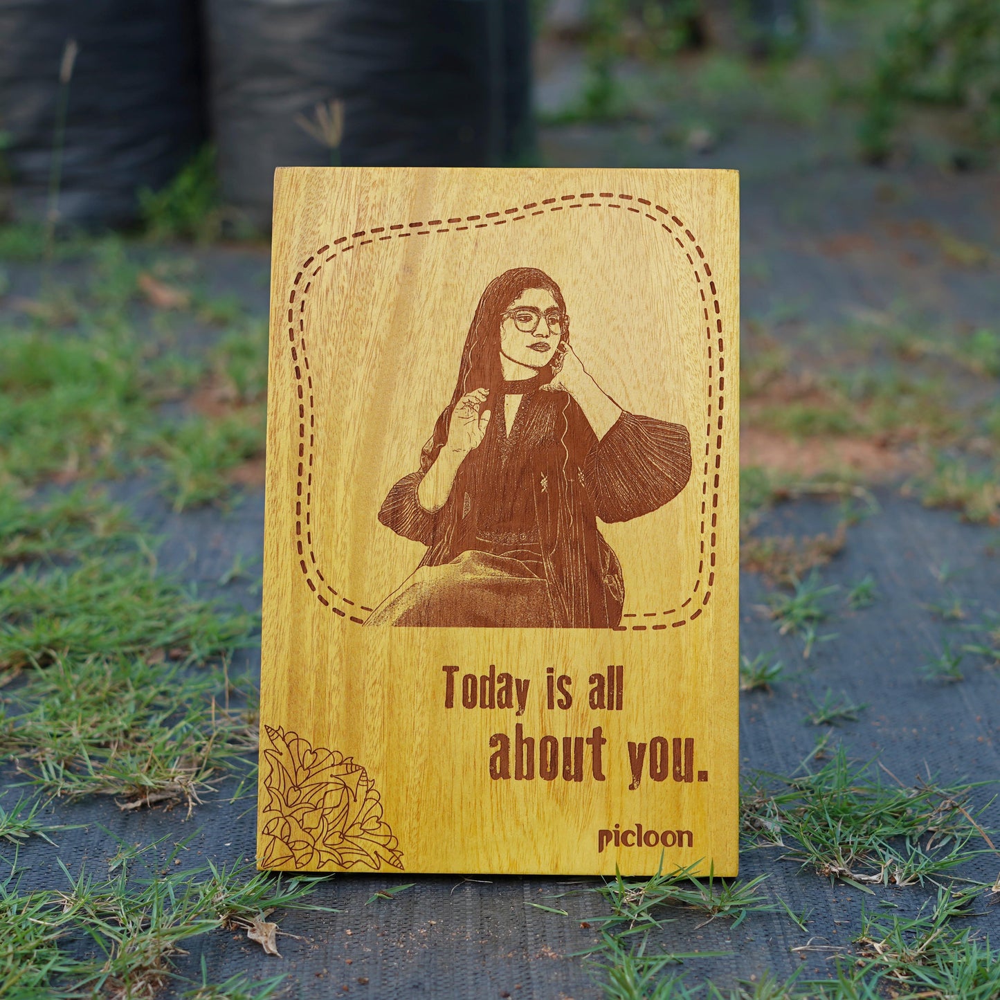 Customized Photo Engraved Wooden Plaque