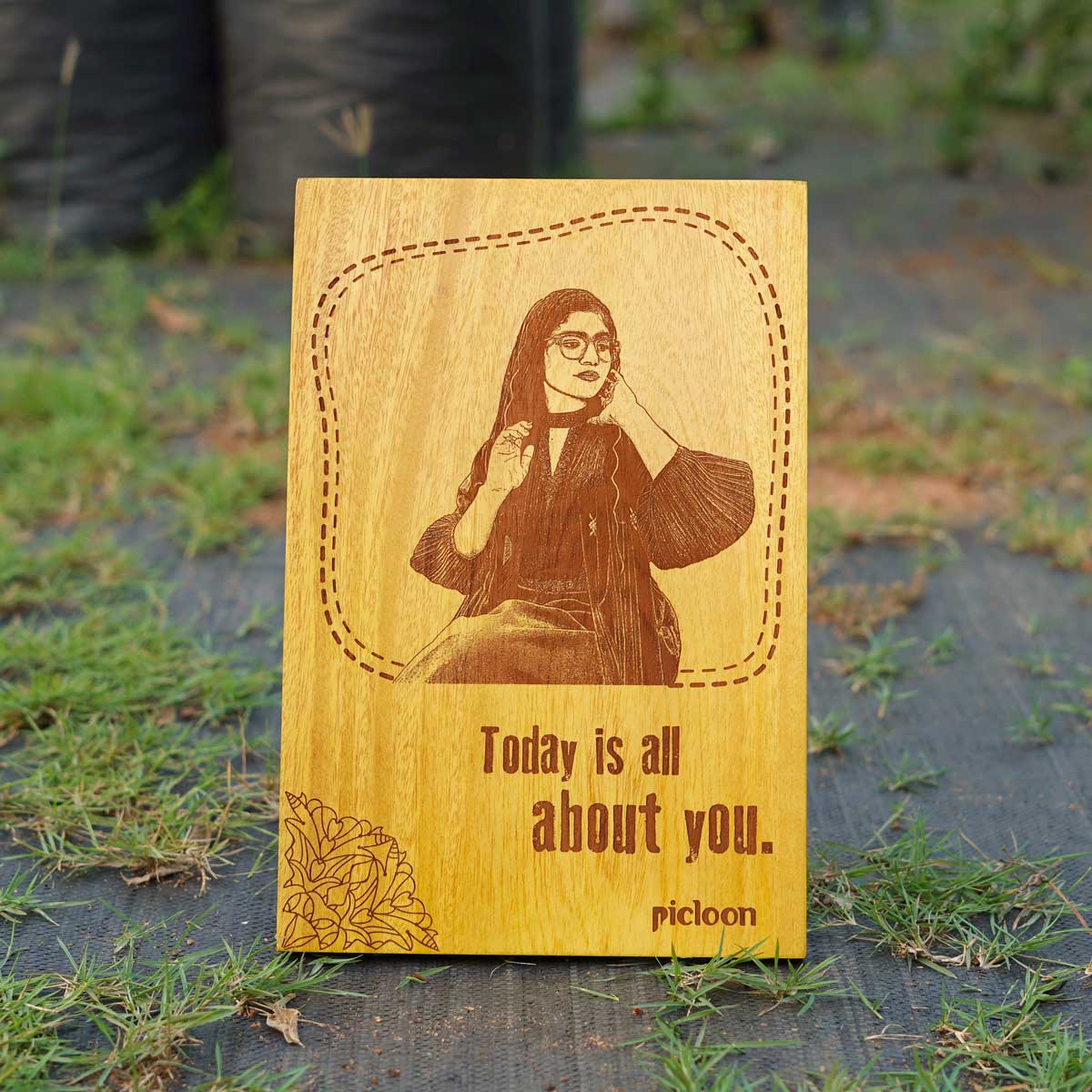 Customized Photo Engraved Wooden Plaque